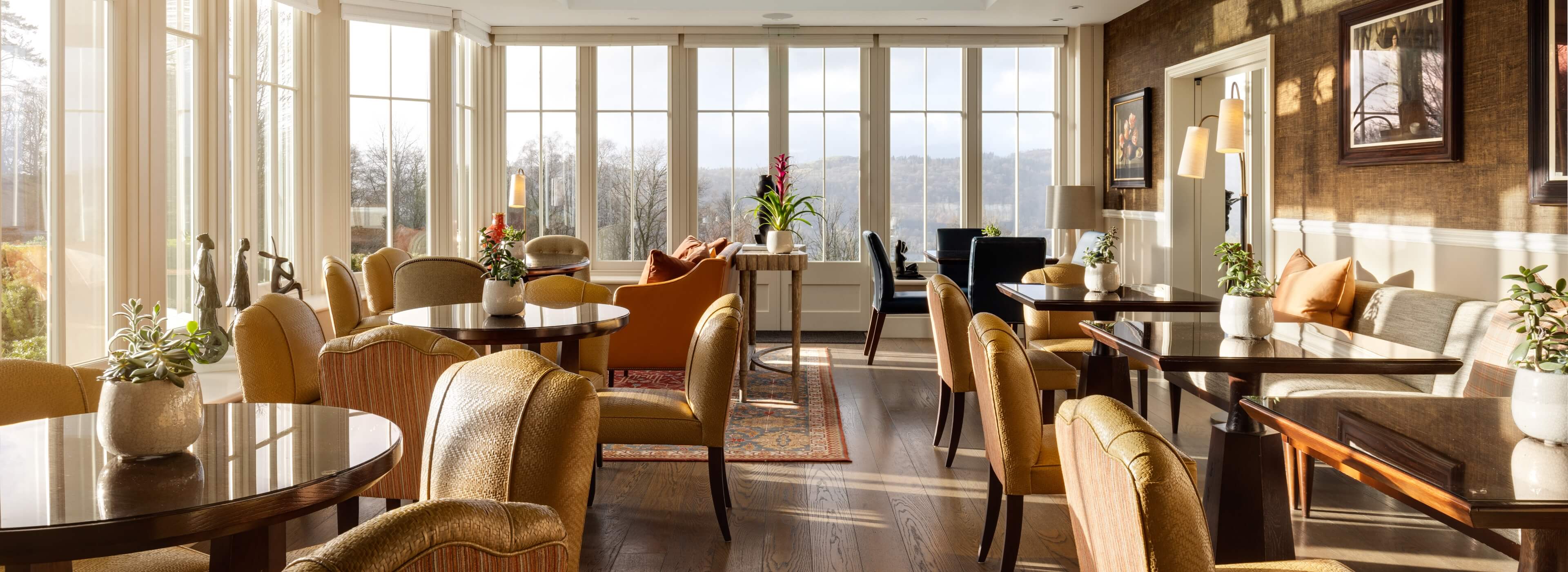 Leeu Collection United Kingdom Linthwaite House The Bar & Conservatory